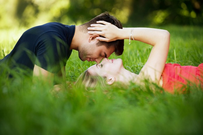 Doit-on utiliser les services de rencontre pour catholiques ?
